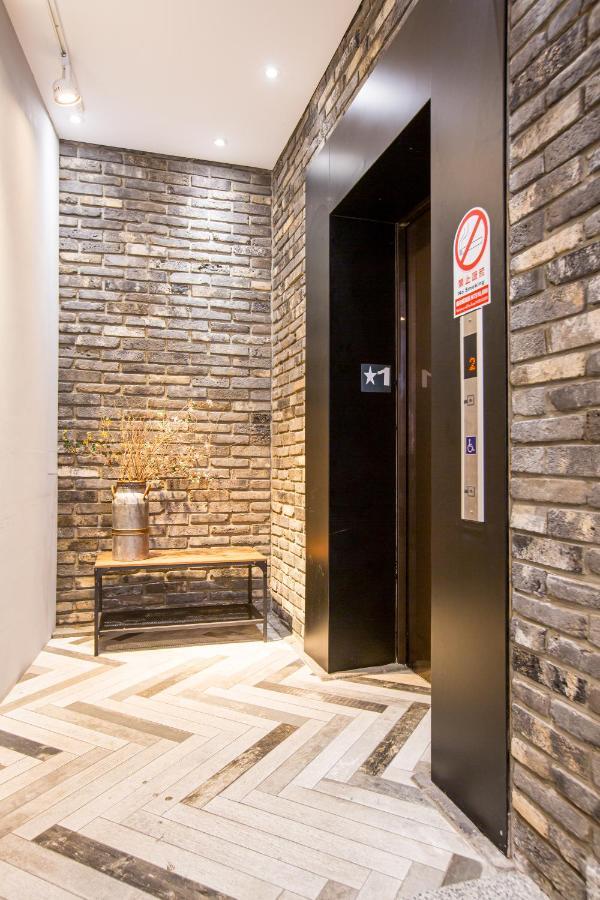 Easylazy Inn Taichung Exterior foto